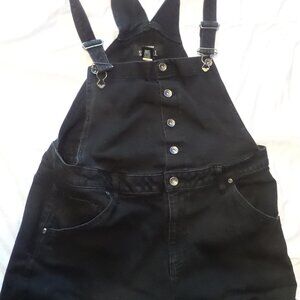 HT Denim Shortall Black bib shorts size XL